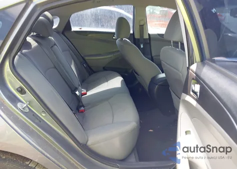 2013 Hyundai Sonata Gls z USA, uszkodzony, nr VIN 5NPEB4AC4DH549953